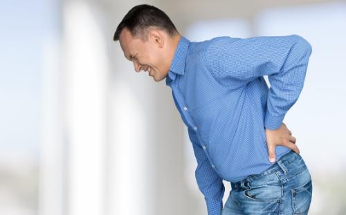 男人腰痛日常该怎么护腰 腰部保健运动疗法