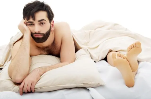 男人裸睡能提高性功能吗？