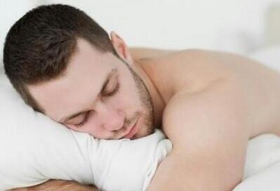 伊悦两性健康网 裸睡对男性阴茎的好处