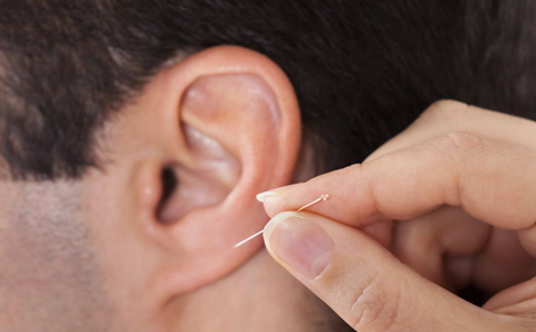 伊悦两性健康网 打耳洞会传染艾滋病吗 打耳洞好吗 打耳洞的危害