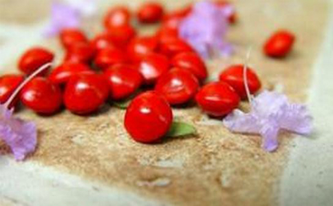  伊悦两性健康网 古人把红豆称为相思豆的一种传说