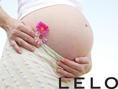 怀孕期间进行性生活有正确的姿势1