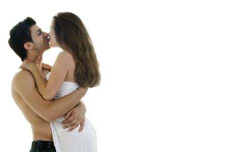 亲吻哪些部位能激发女人的性欲?这五个部位快试一试