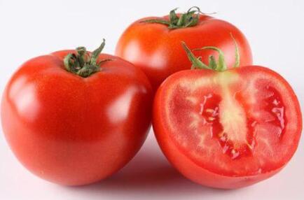 西红柿号称男性“保护伞”，怎样吃才更健康呢？