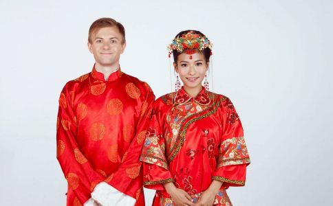  伊悦两性健康网 中国结婚闹洞房习俗的来历