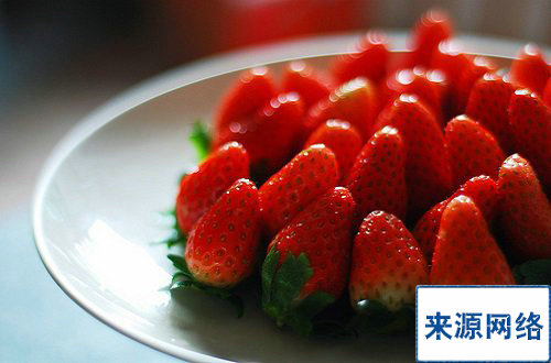 助性水果：如何清洗草莓